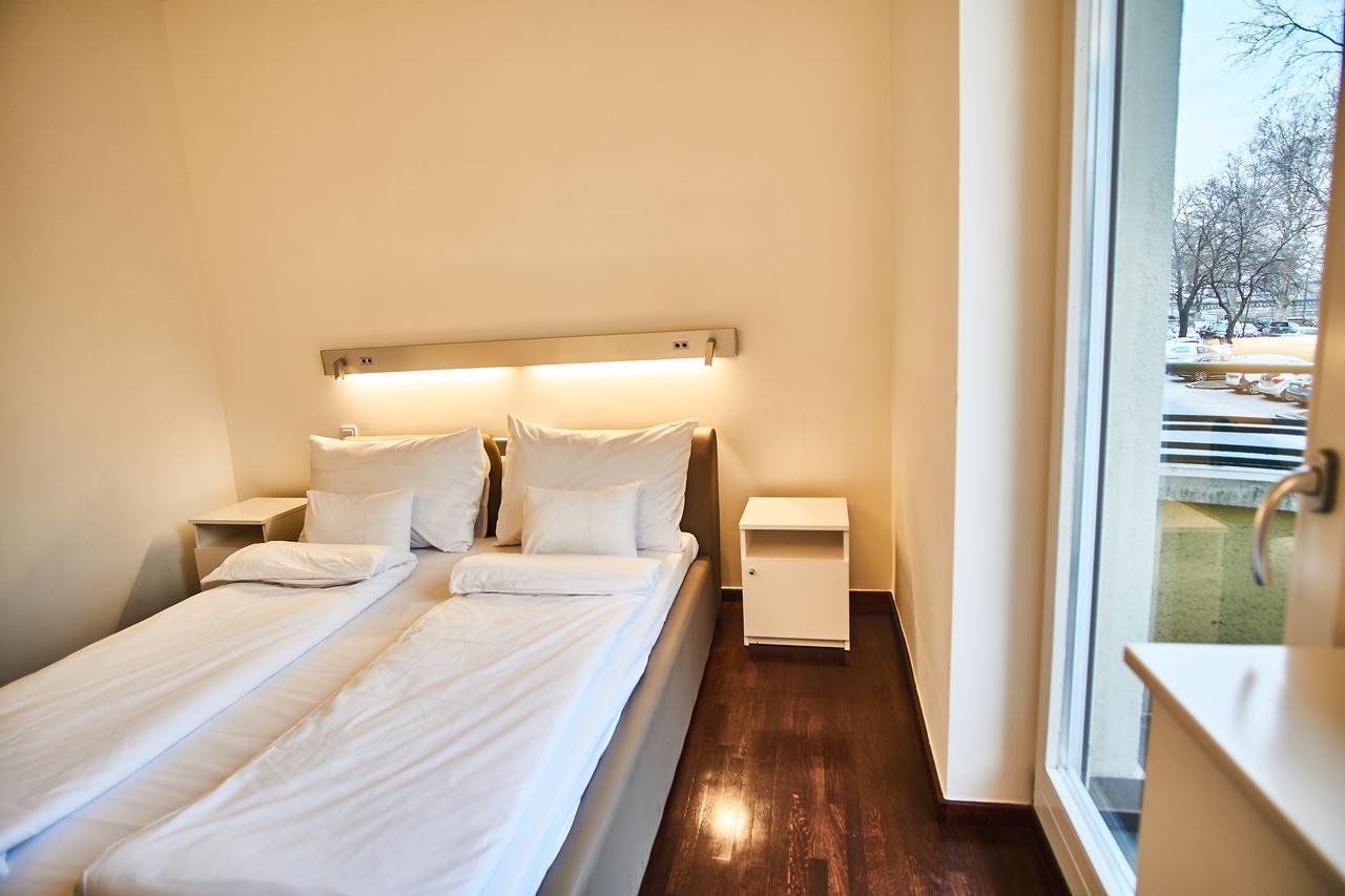 Alpha Apartament *